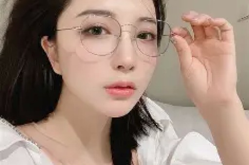 《家事法庭》富家老太情迷年下渣男与儿女闹翻！看法官如何破局