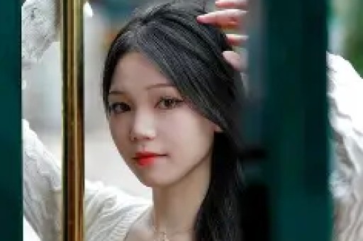 知名励志网红塌房困苦人设都是假的曾劝未成年女孩从事灰色行业