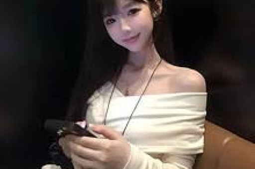 网红绵绸裤爆火致多人‘社死’！2026年春夏季穿搭翻车事件引全网热议