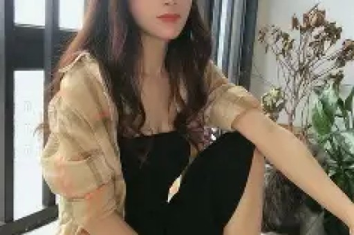 曾经的娱乐圈第一美人出道24年劈腿14名男星被骂公交车如今她怎么样了？